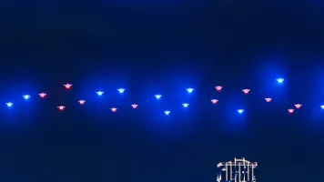SOLARiSTA ドローンショーシーン2